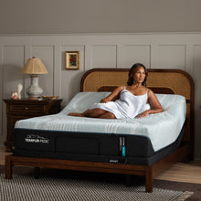 Load image into Gallery viewer, TEMPUR-ProAdapt Medium by Tempurpedic™