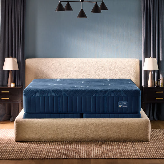 Stearns & Foster® Estate Collection Medium Hybrid II