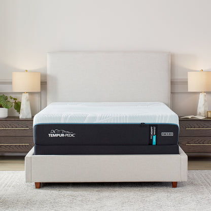 TEMPUR-ProAdapt® Medium Hybrid by Tempurpedic™