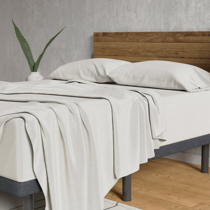 Essentials Sheets corner close-up