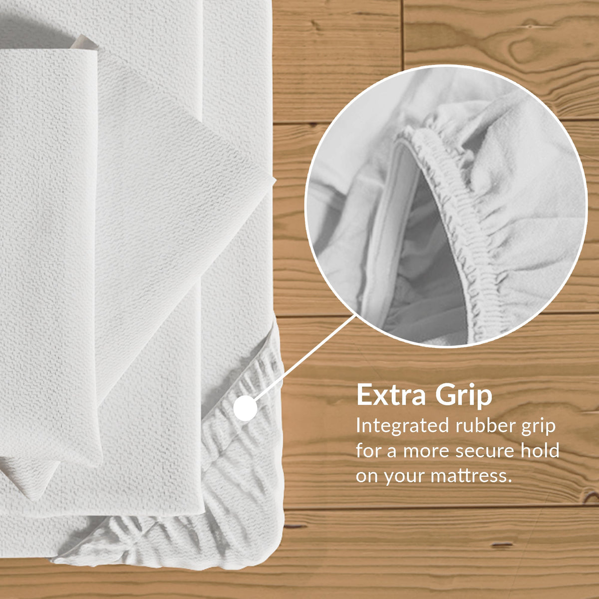 Essentials Sheets white set and folded stack